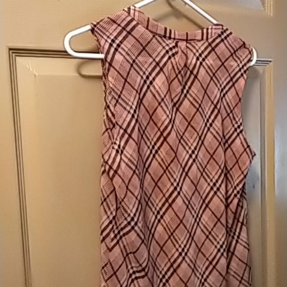 New York Company pink plaid flowing tank top NEW! - Picture 9 of 10